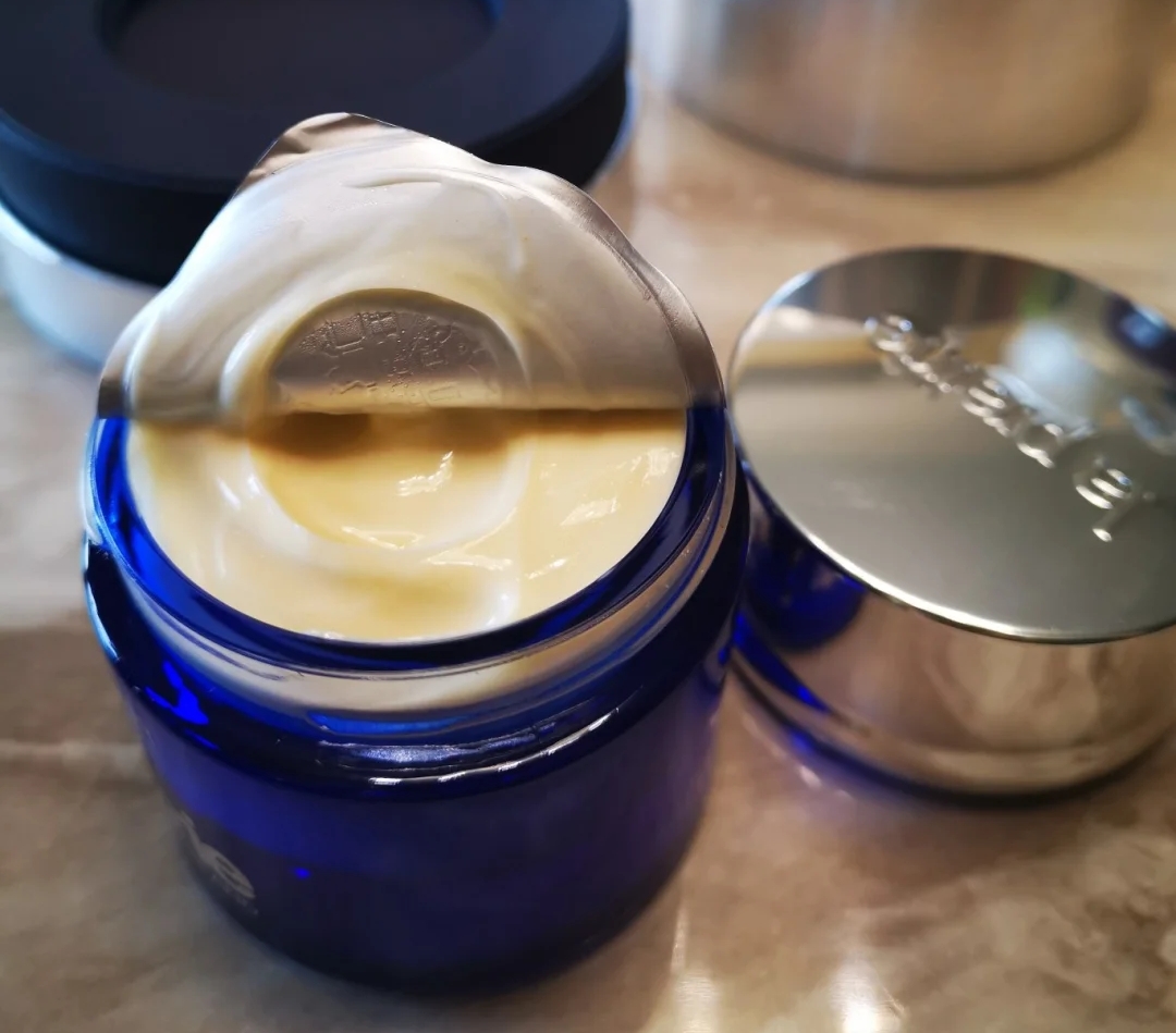 娇兰黑兰面霜和黑兰精华哪个好,娇兰黑兰面霜真实测评