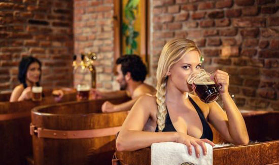 啤酒石油黑泥浴，工业旅游打卡胜地、吸客神器