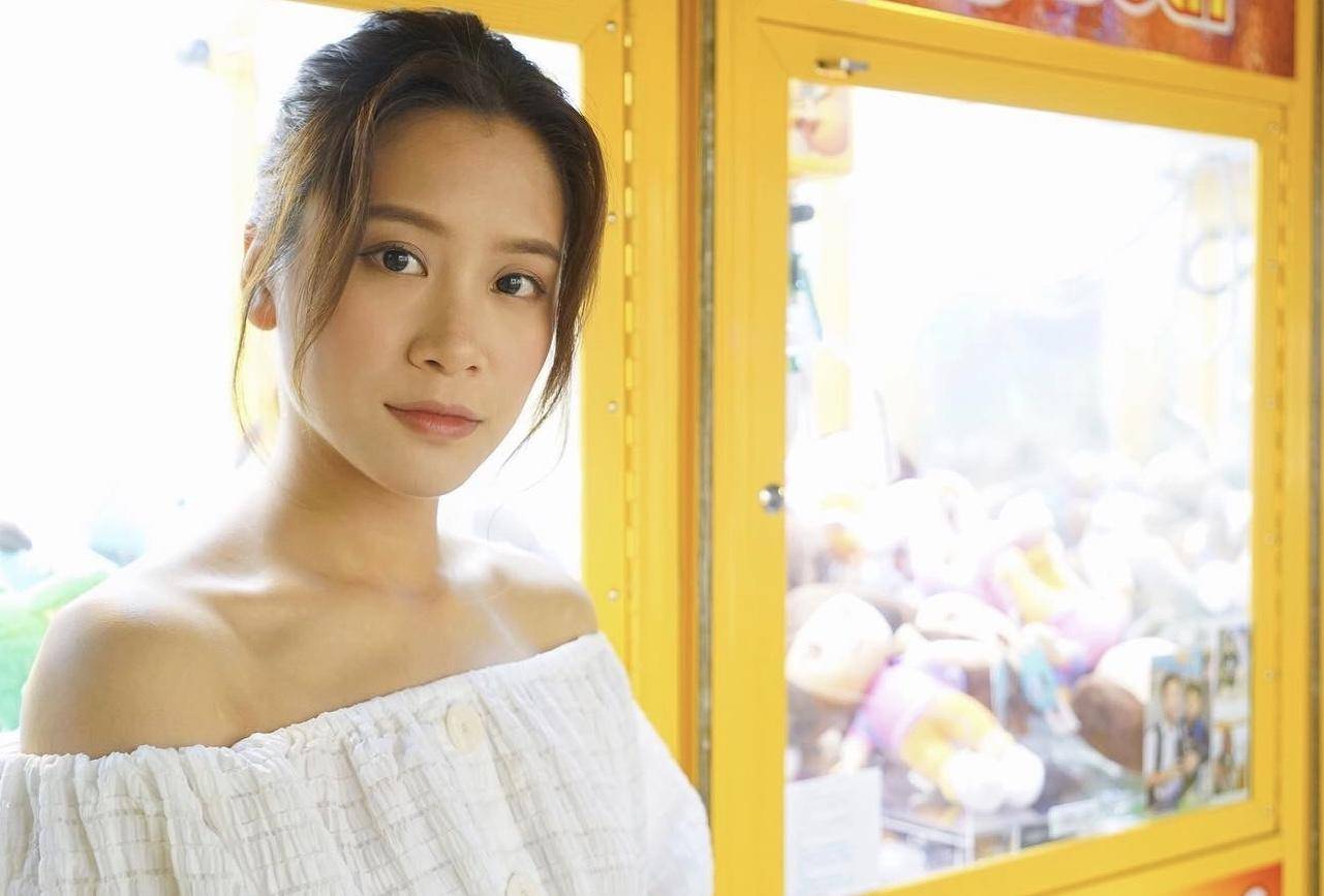 佘诗曼接班人！TVB小花新剧演技爆发获赞，生活中是孝顺女