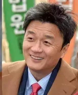 凤凰男离婚敲诈,凤凰男的婚姻结局解气