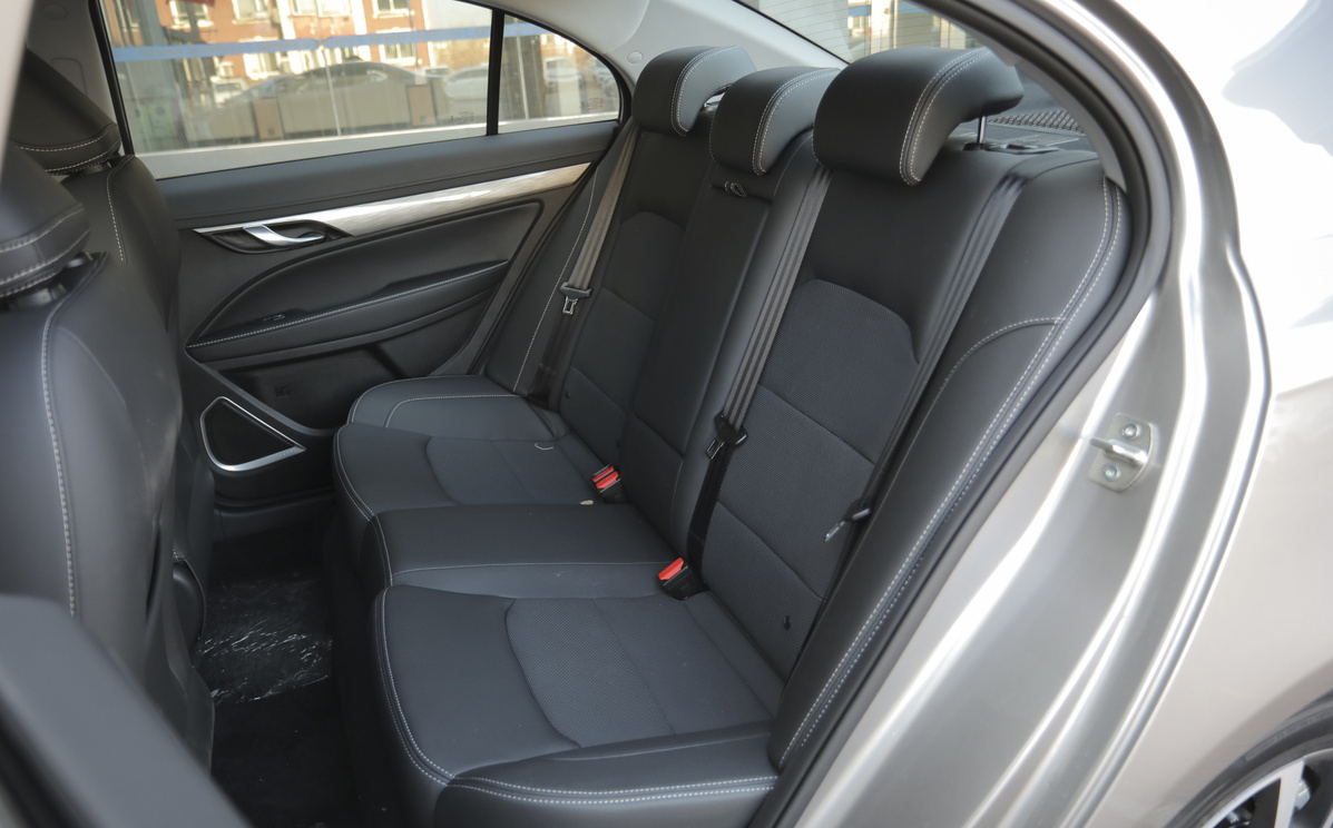 吉利帝豪新能源出租车evpro,吉利全新出租车