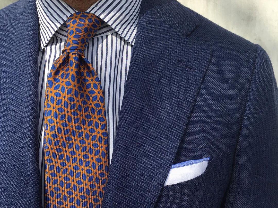 为什么西装越来越简单,为什么西装老是粘毛