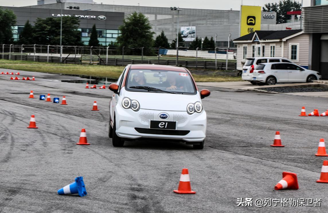 比亚迪新能源汽车e1怎样,比亚迪e1新版