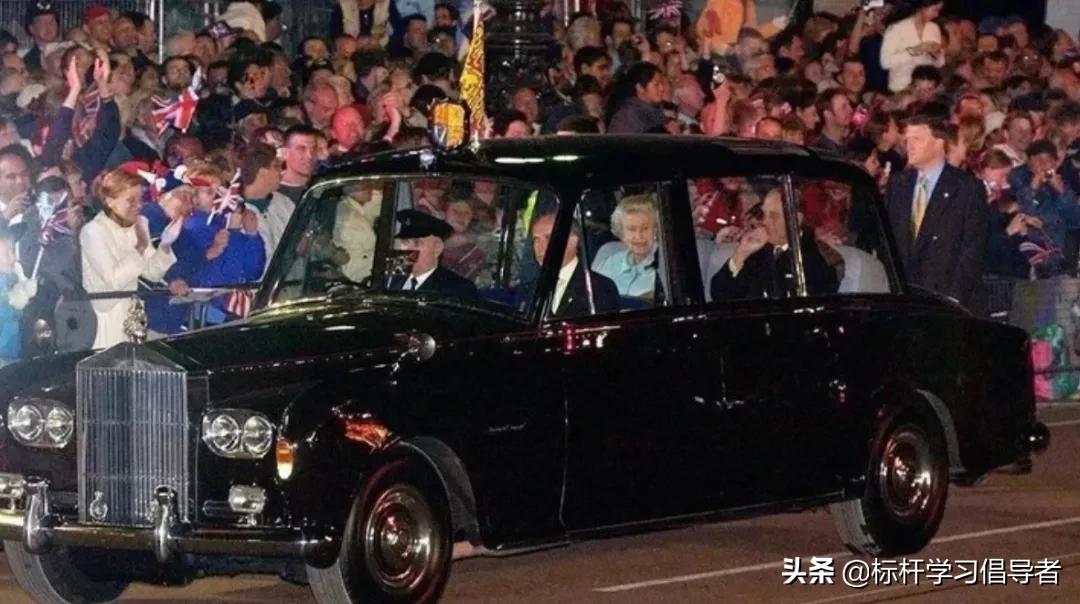 劳斯莱斯王思聪与网红,王思聪说劳斯莱斯low梗