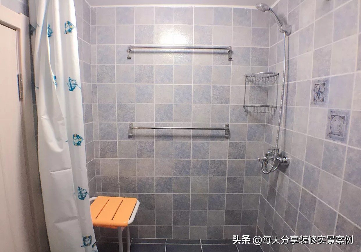 她家房子装修效果图,完美的顶层阁楼设计装修