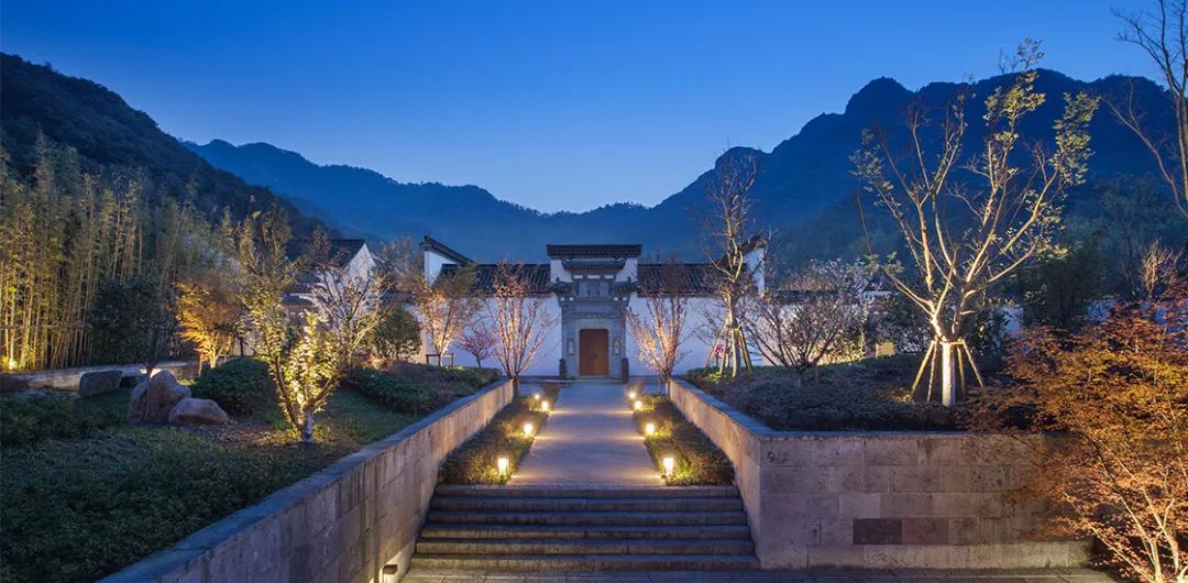 会于会稽山阴之兰亭意思是什么,会于会稽山阴之兰亭的山阴的意思