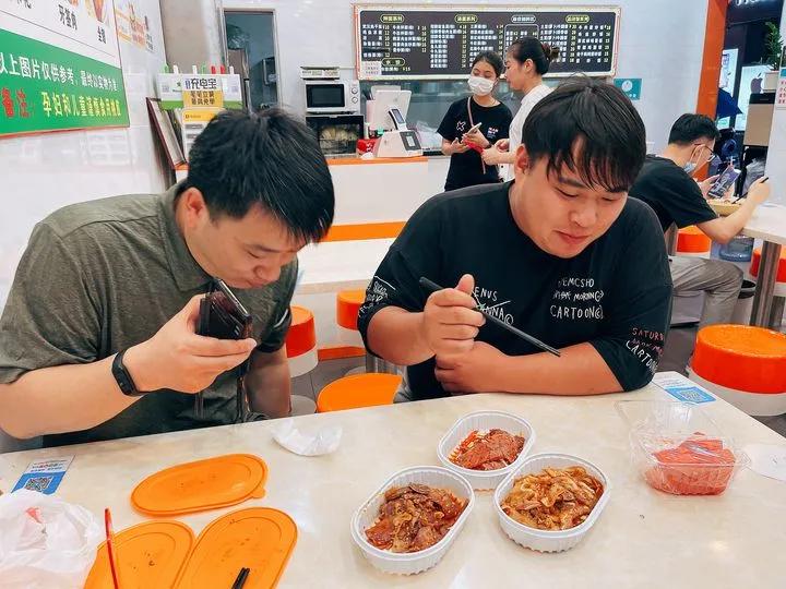 10万预算买沃尔沃v60,10万买沃尔沃xc40二手车