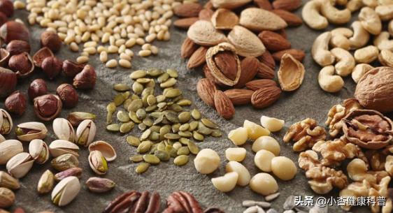 万一几个月不能出门，建议备好6类易存易放食物，营养不是问题