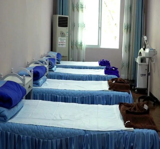 妇幼保健院国际爱肤日活动,中医医院医讯