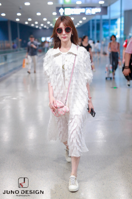 秋冬适合什么包包,秋冬选什么款式包包