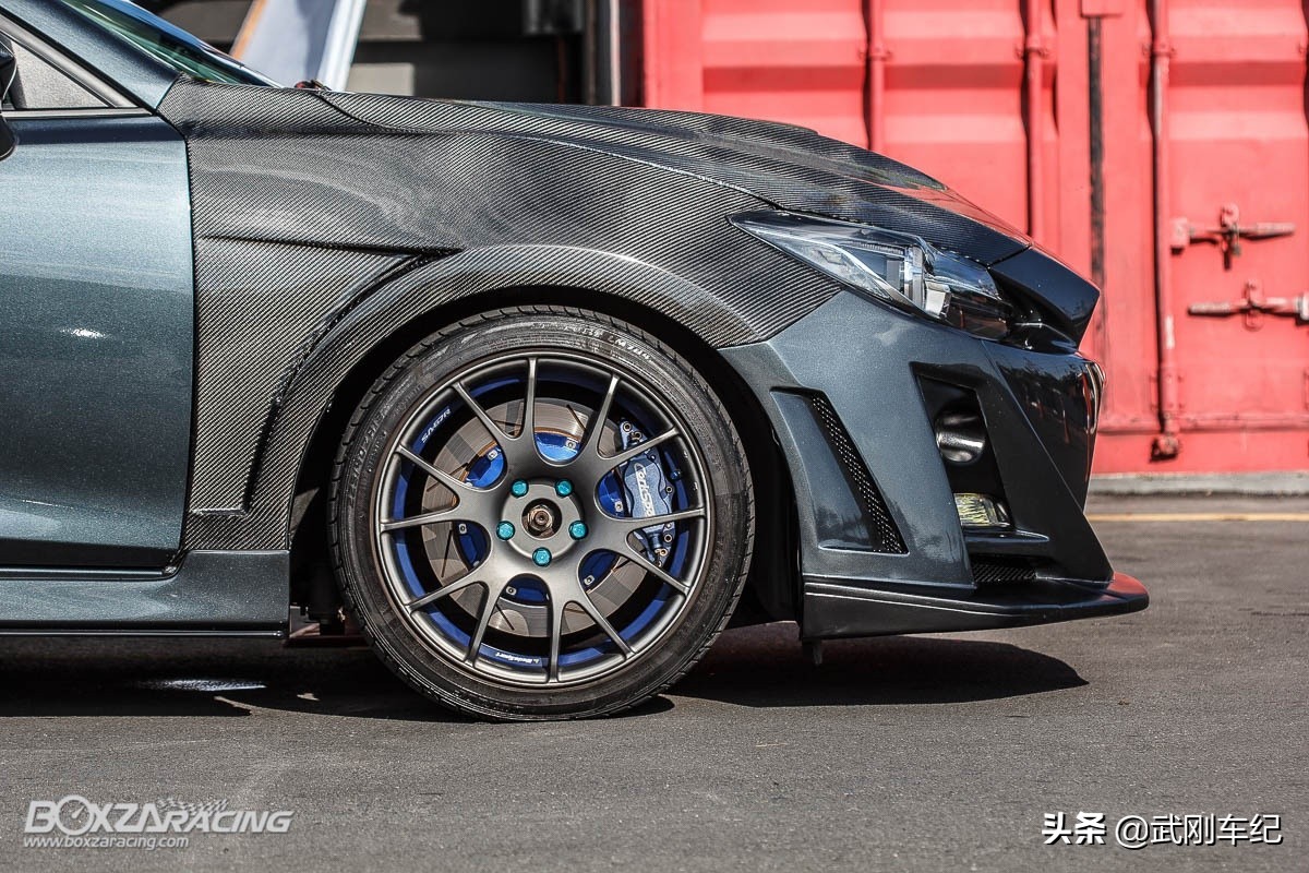 昂克赛拉战斗灰改装最帅效果,马自达3昂克赛拉改装中控显示屏