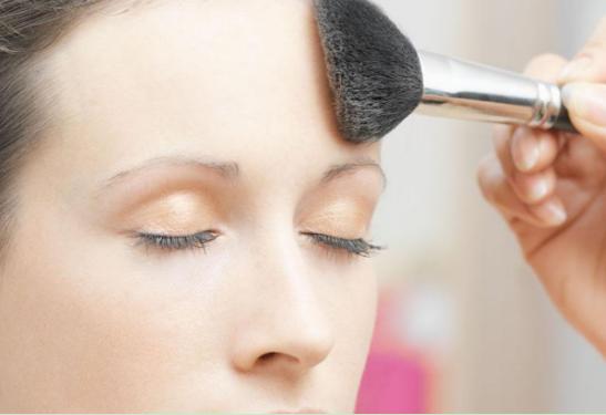 防止脱妆的化妆方法,夏季怎么化妆不容易脱妆