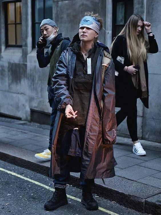 亚逼什么意思,亚逼是什么意思