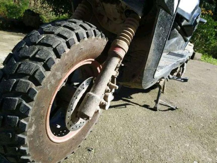 北京摩托车神越南开店，被抢上百万，替德国人改装踏板车横穿欧亚