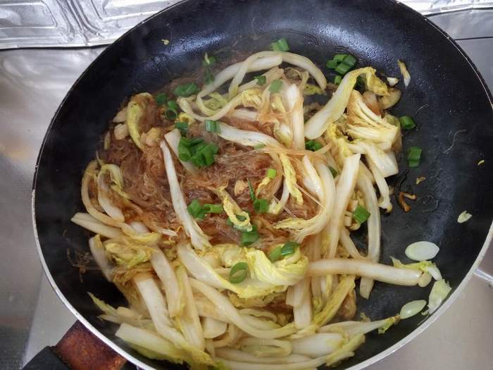 怎么炒粉丝粘成一团,炒粉丝龙口粉丝粘锅