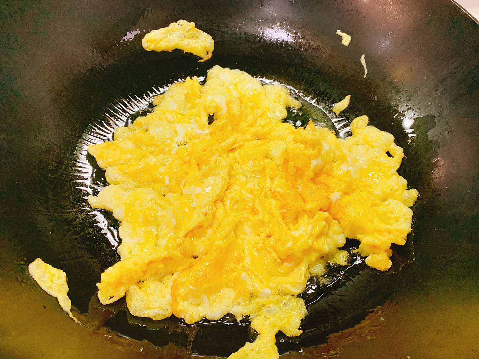 苦瓜炒之前一定要焯水吗,炒苦瓜要不要去籽