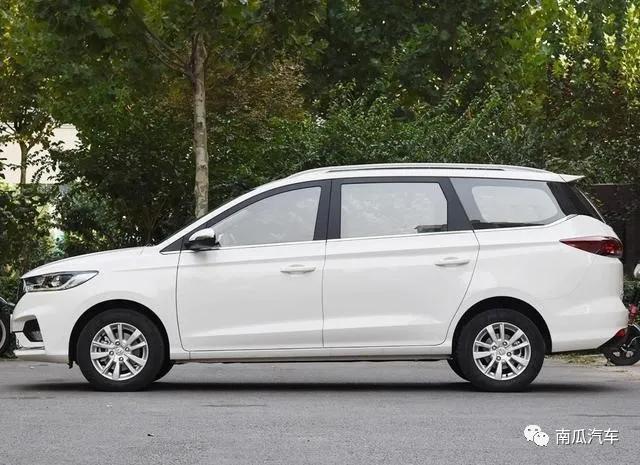 宏光s3和宝骏360,开五菱宏光mini再开轿车