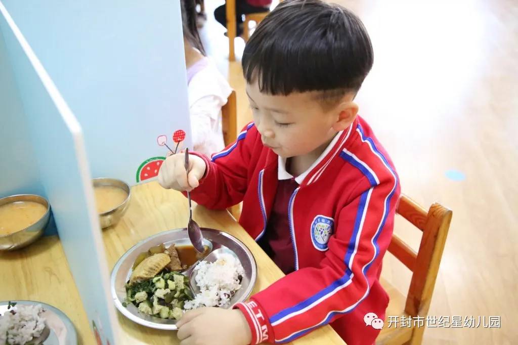 幼儿园开学欢迎宝贝回家门口,幼儿园开学欢迎宝贝回来