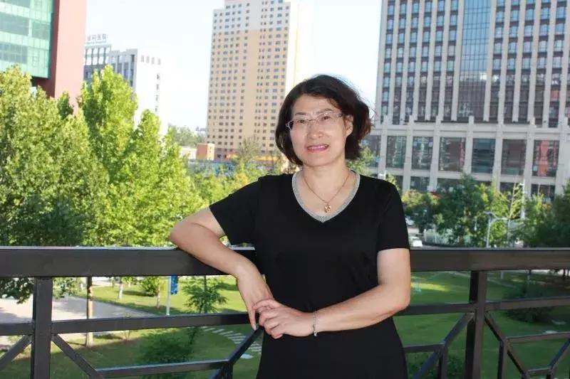 新东方教师节给老师发啥,教师节快到了送老师的教师节礼物