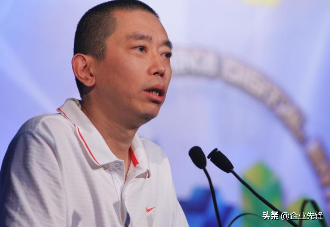 因其年少轻狂,老婆与他离婚,凭*脑洗**广告东山再起,今已赚500亿