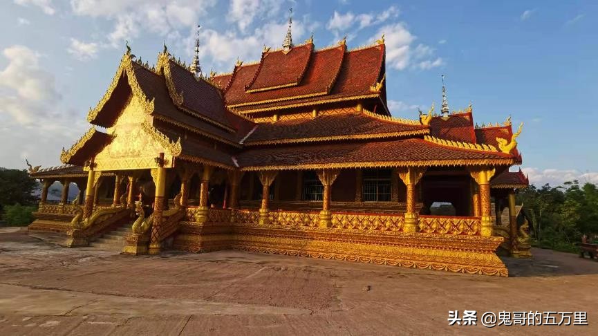 鬼哥的五万里D108骑记：给回族商人点赞（曼腊乡-整董镇）