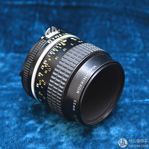 只选一只人像定焦镜头推荐,为什么专业摄影师都喜欢定焦镜头