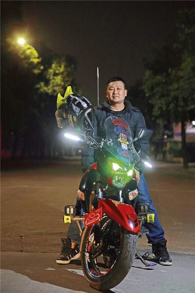 摩托返乡记骑行,摩托骑行135公里只为回家过年