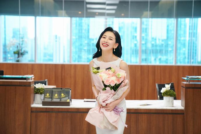 朱珠将门之后,朱珠将门大小姐