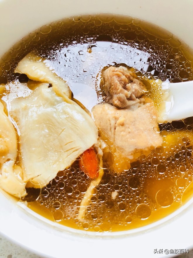 鱼胶煲汤的最佳配方,吃鱼胶宝宝