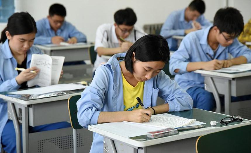 县城中学考上清北,浙江学生要如何努力才能考上清北