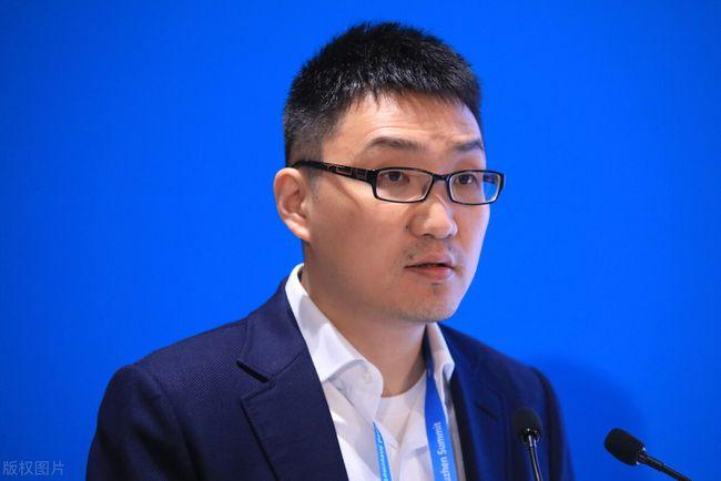 黄峥为什么辞任拼多多董事长,黄峥辞任拼多多董事长后个人财富