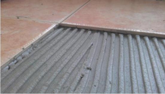 瓷砖胶勾兑水泥的危害,自己可以勾兑瓷砖胶用吗