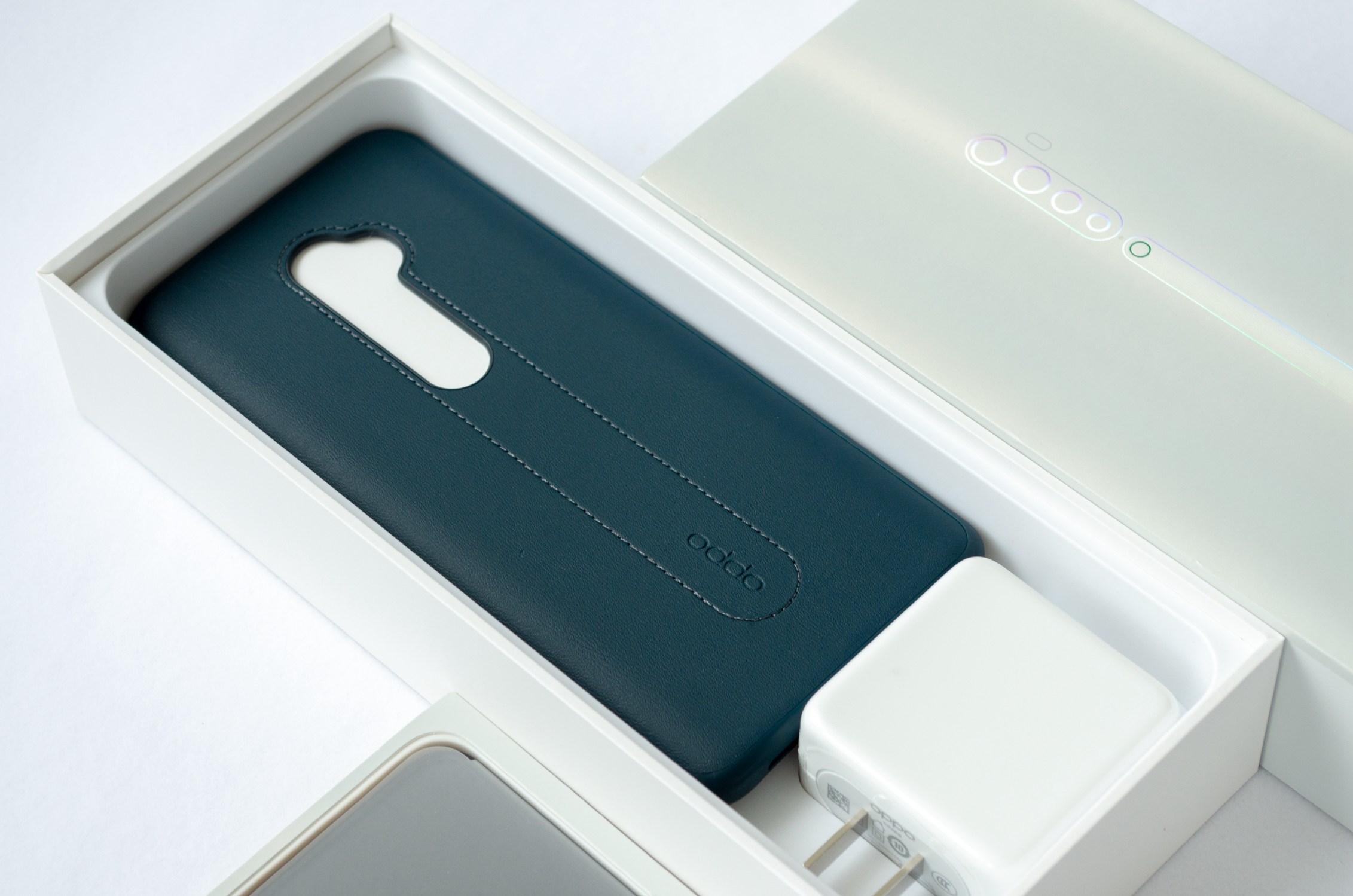 opporeno2测评是5g吗,opporeno2测评能开90帧吗