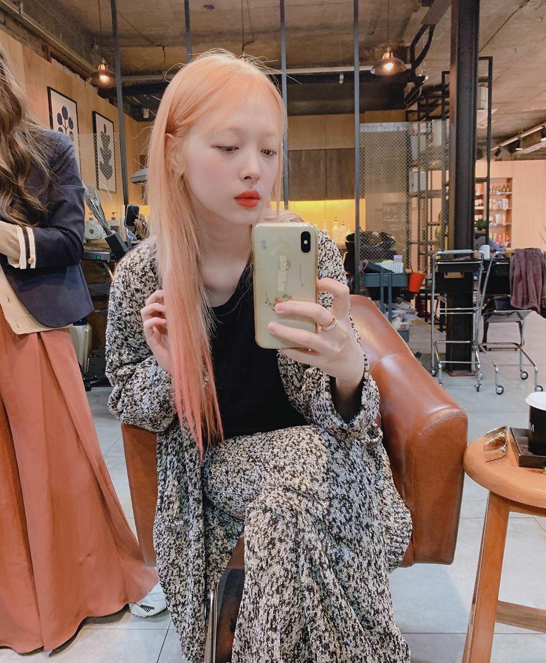 崔雪莉韩式小卷发刘海,韩星崔雪莉到底经历了什么