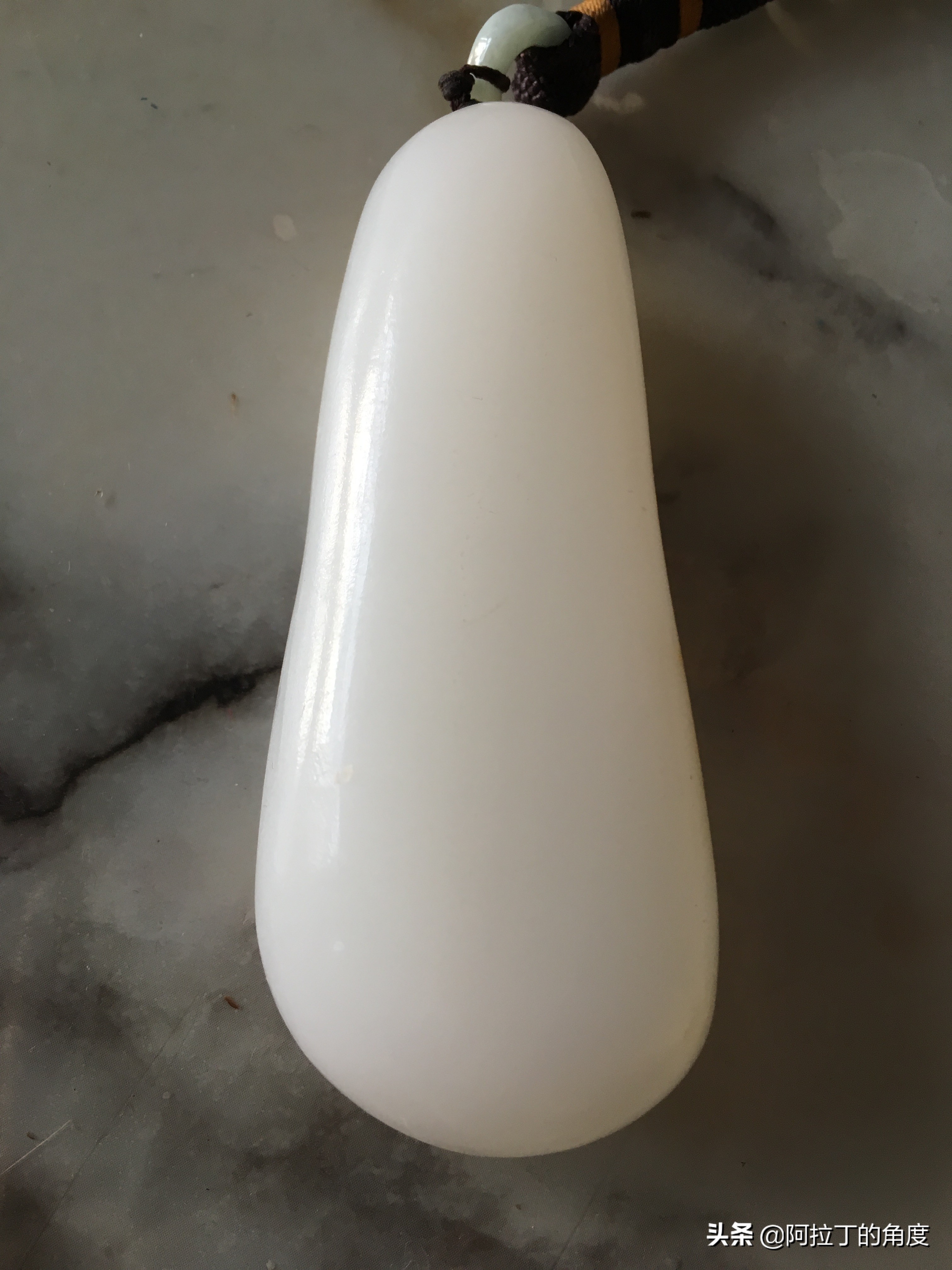 和田玉青海玉俄料韩料怎么区别,和田玉俄罗斯玉青海玉的区别