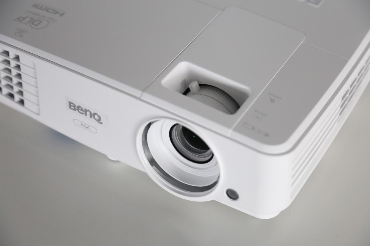 明基e500怎么连接电脑投屏,明基e500s可以入手家用吗