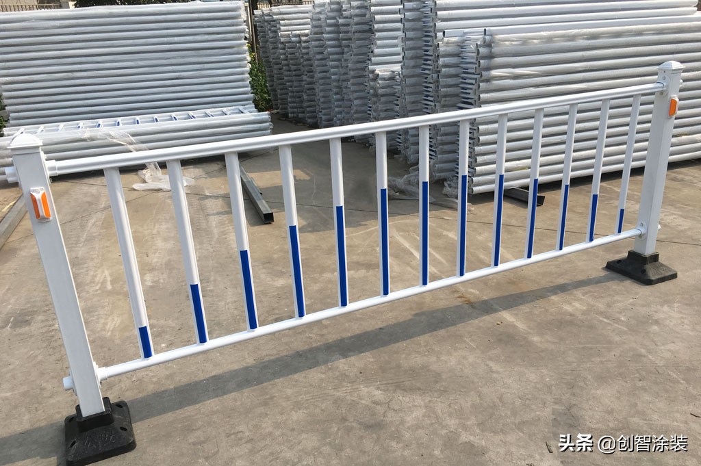 交通护栏板的喷塑工艺特点是什么,交通护栏检测标准