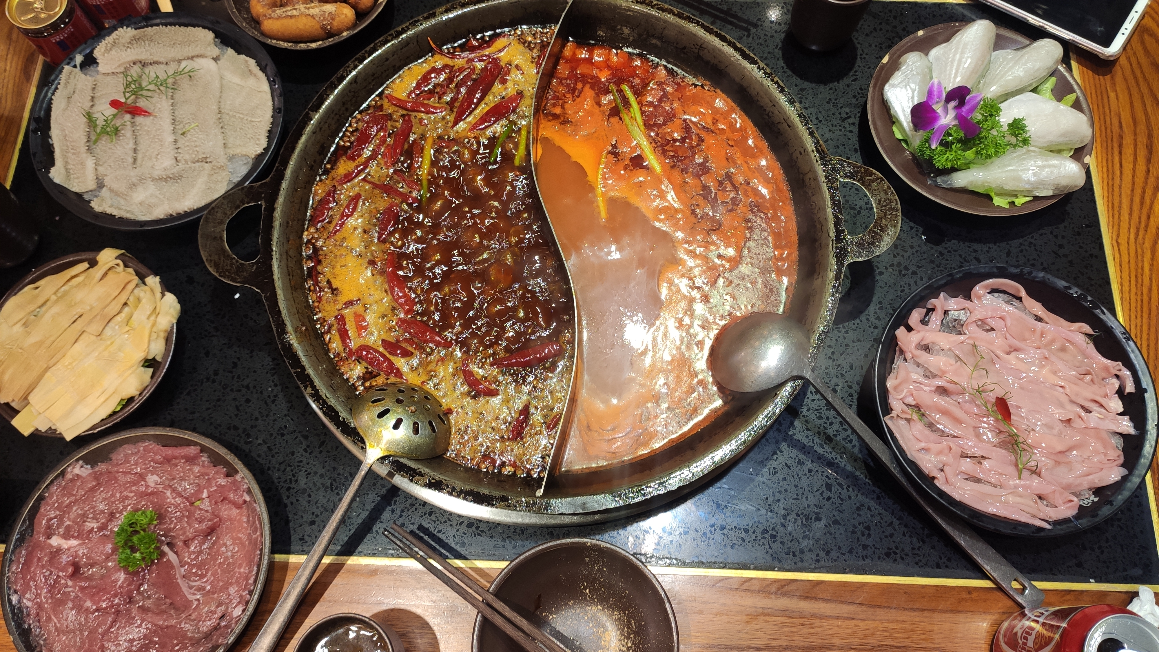 山城重庆的夜别样的美,重庆四天三夜