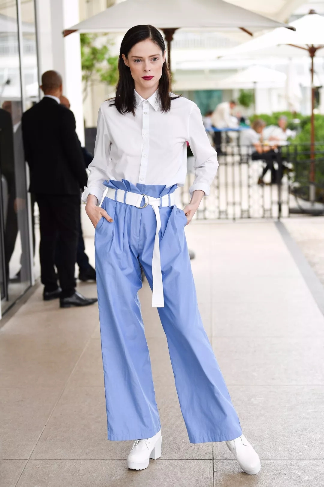 走路带风阔腿裤搭配,走路带风的阔腿裤