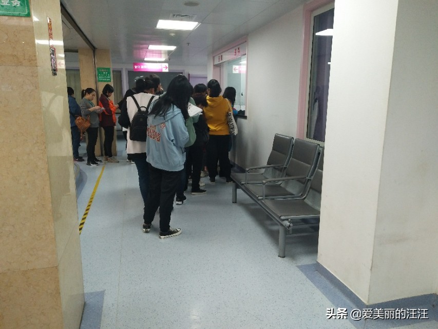时隔三天再次来到湖北省妇幼保健院，人依然的多，太不容易了！