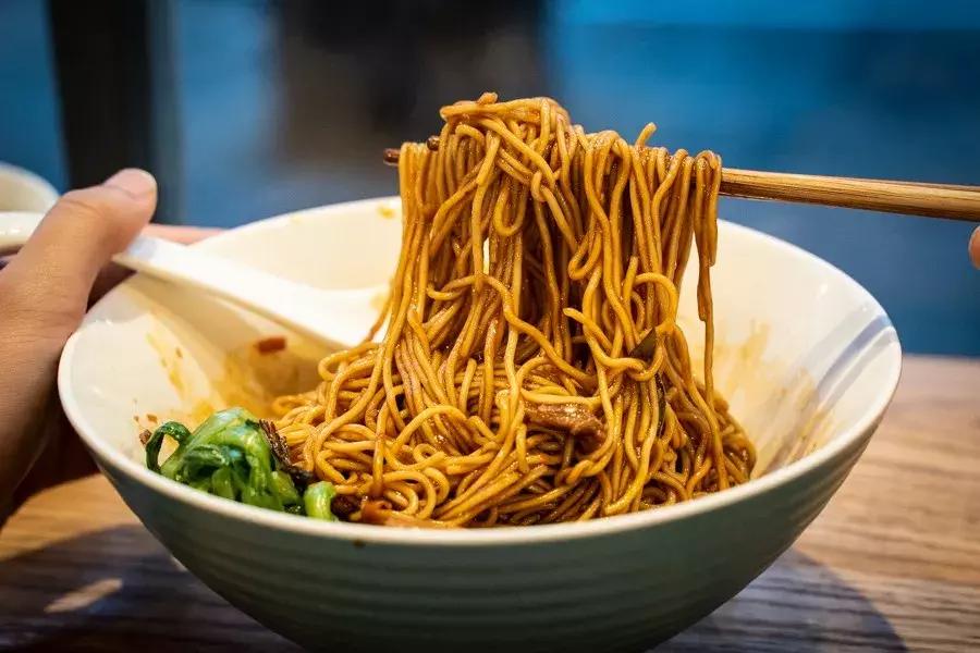 上海面馆沪西老弄堂地址,上海闸北区十大人气面馆