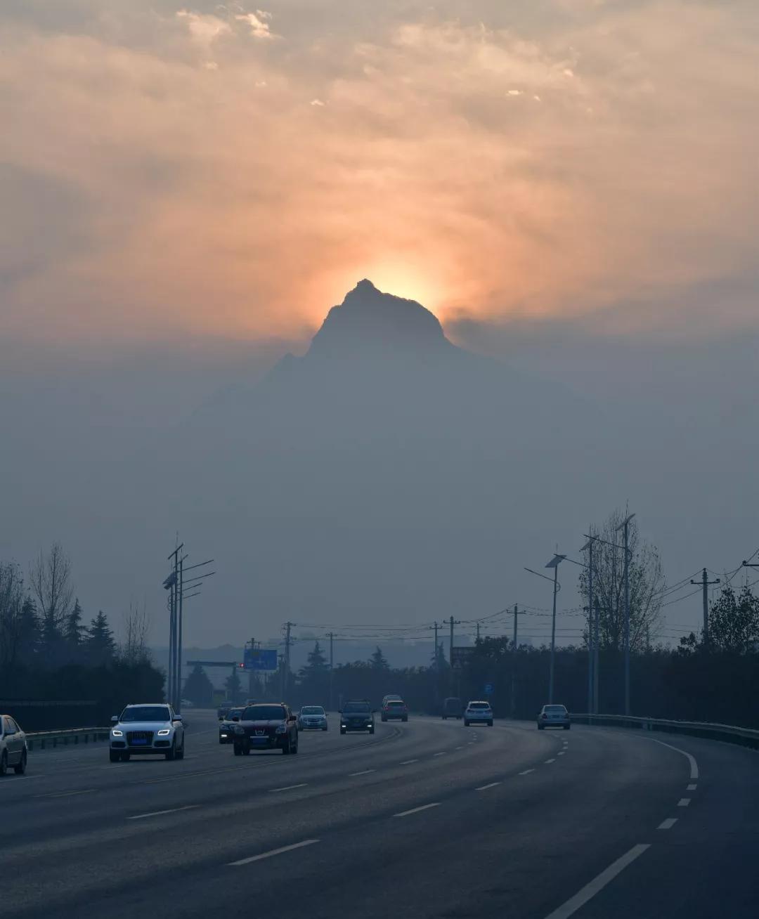 什么是形而上学,什么是西安旅游