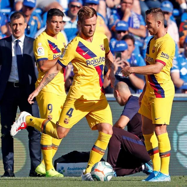 梅西技术和战术素养,梅西没有团队意识吗