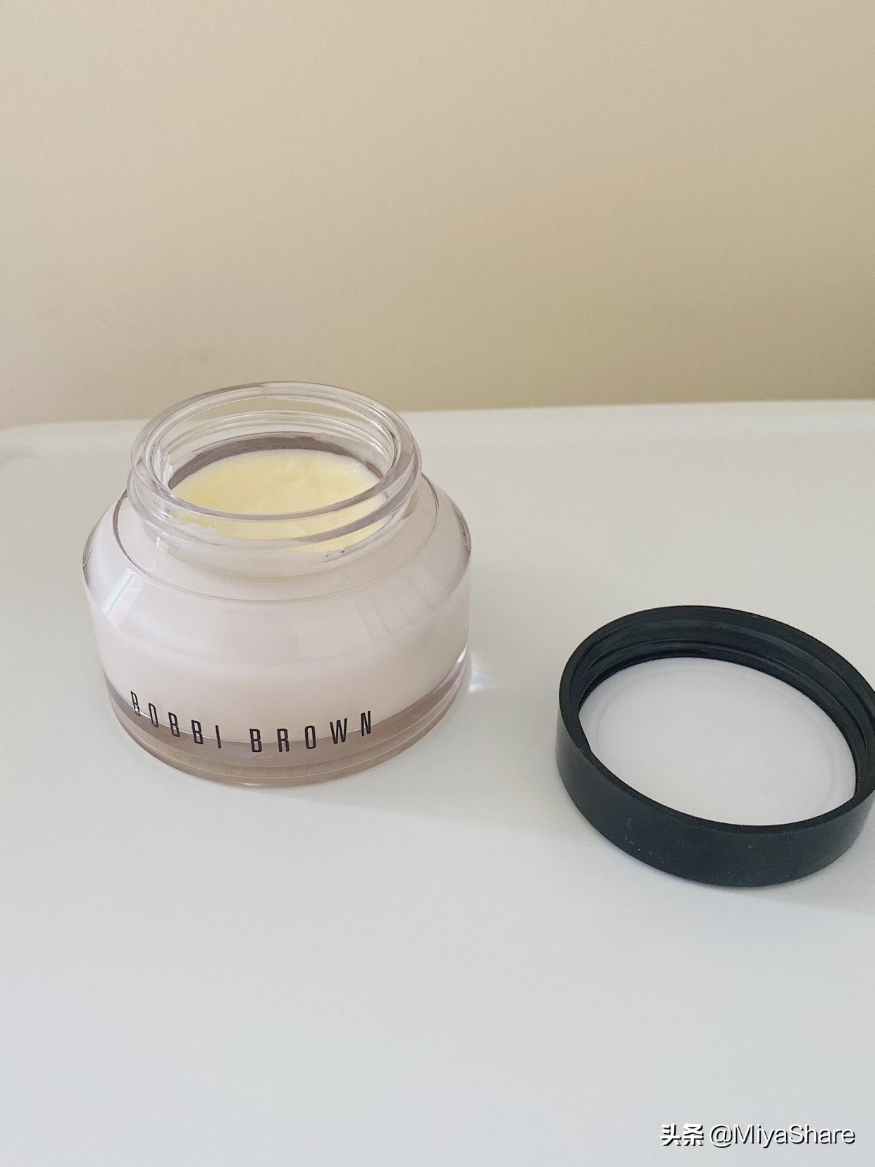 妆前乳新手用哪种好用点呢,妆前乳选择与正确使用方法是什么