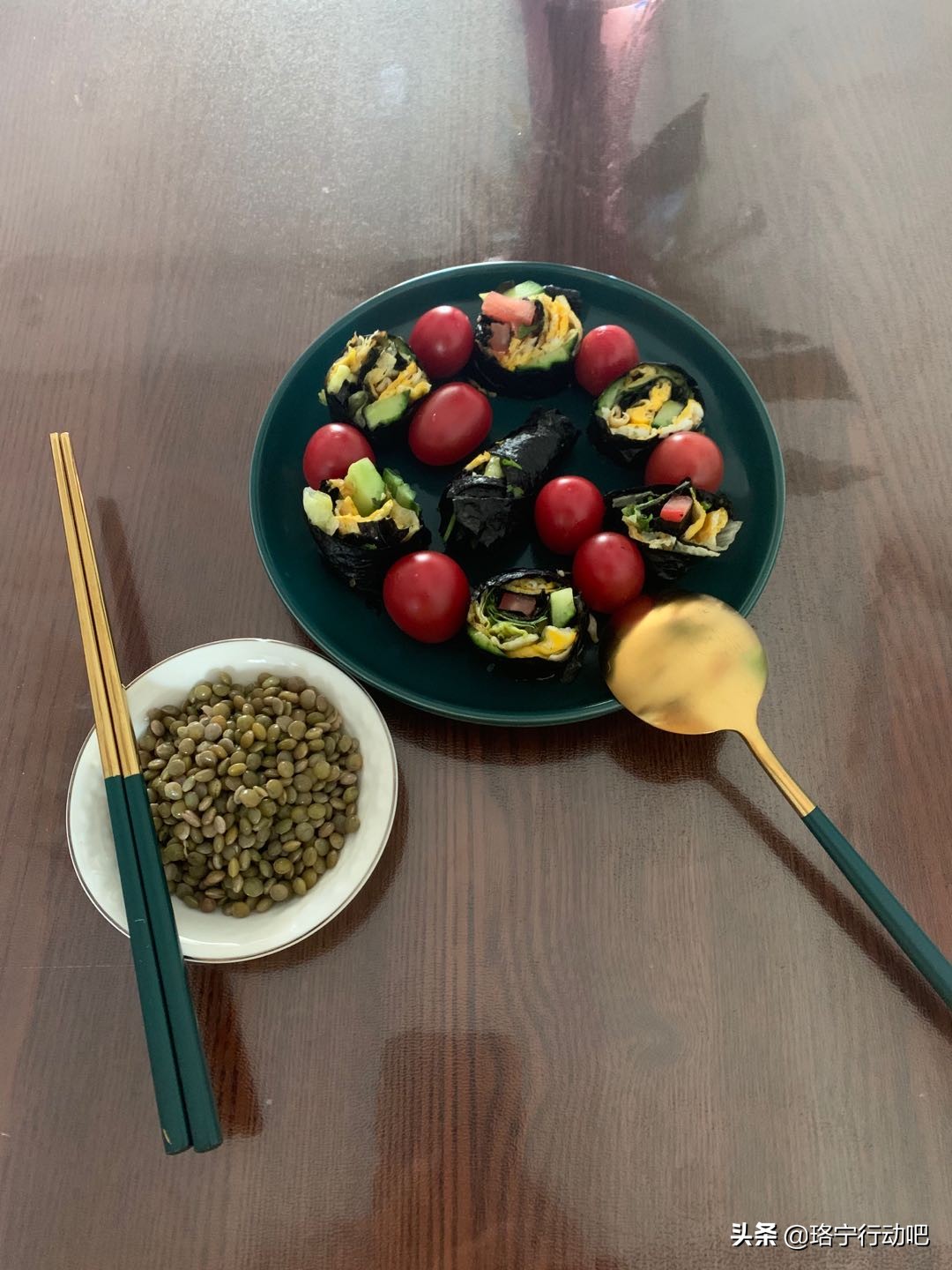 裙子拉链拉不上可以改松紧吗,吊带裙小了拉链拉不上应该怎么改