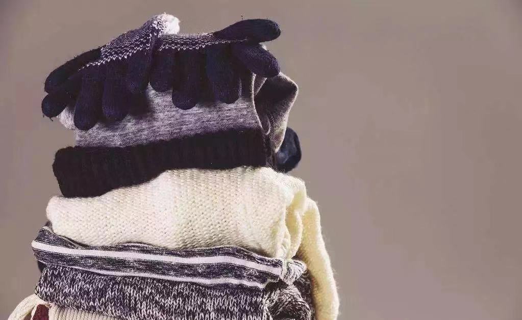 克什米尔羊毛跟羊绒的区别,100支高支羊毛和羊绒的区别