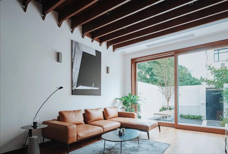 百年老宅的硬核改造全记录,百年老宅惊艳改造