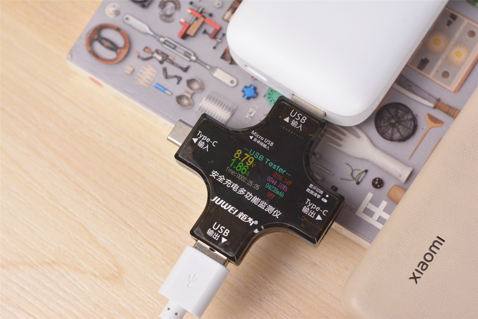 aigo爱国者充电宝10000毫安mini,aigo爱国者充电宝e20000pd白色