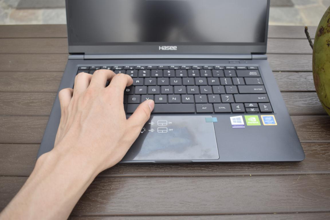 神舟u43e1拆机,神舟笔记本精盾u45s1评测