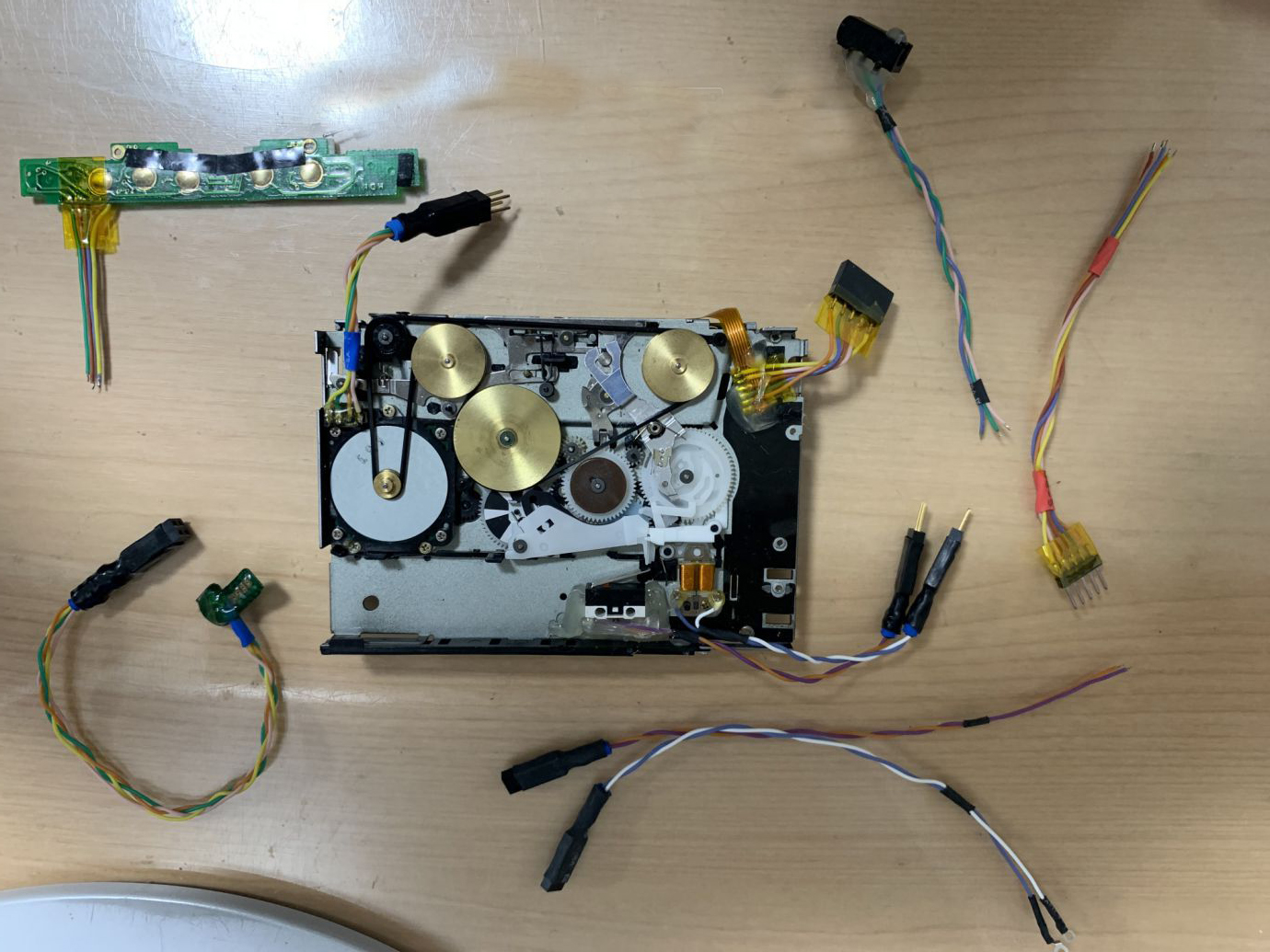 当年让我望洋兴叹几千元一台的随身听有幸收到了